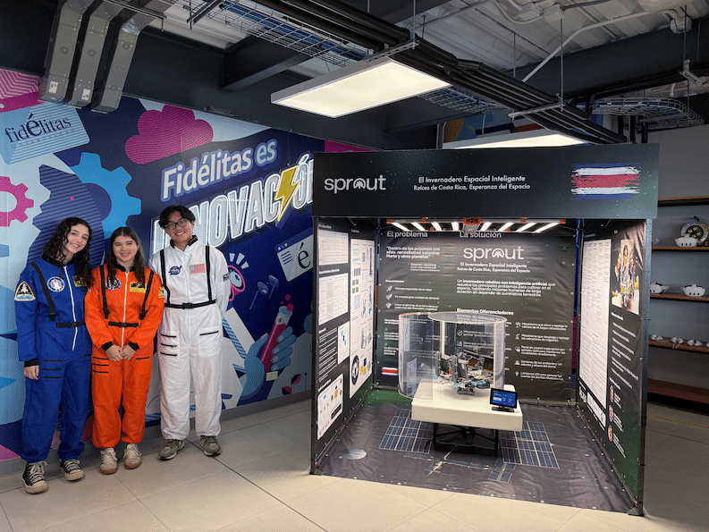 Jóvenes costarricenses desarrollan sprout: un invernadero espacial robótico y clasifican al mundial