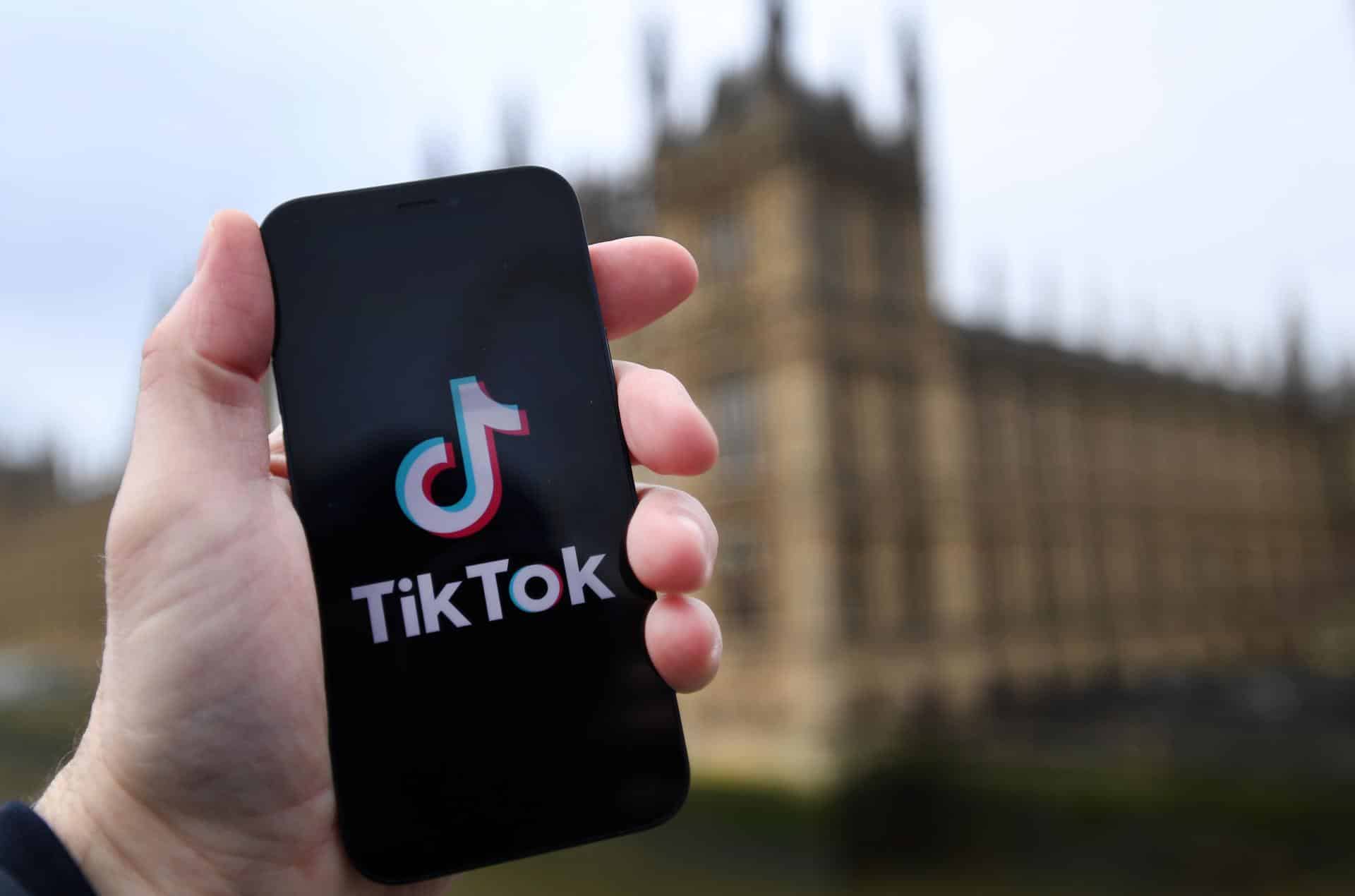 Trump y Xi buscarán “consumar” un pacto para que TikTok funcione legalmente en EE.UU.