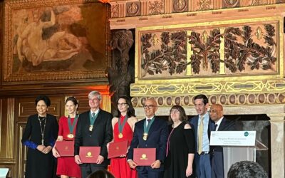 Costa Rica: Presidente de AED es galardonado en París con la Medalla del Progreso 2025 por impulsar modelos empresariales sostenibles